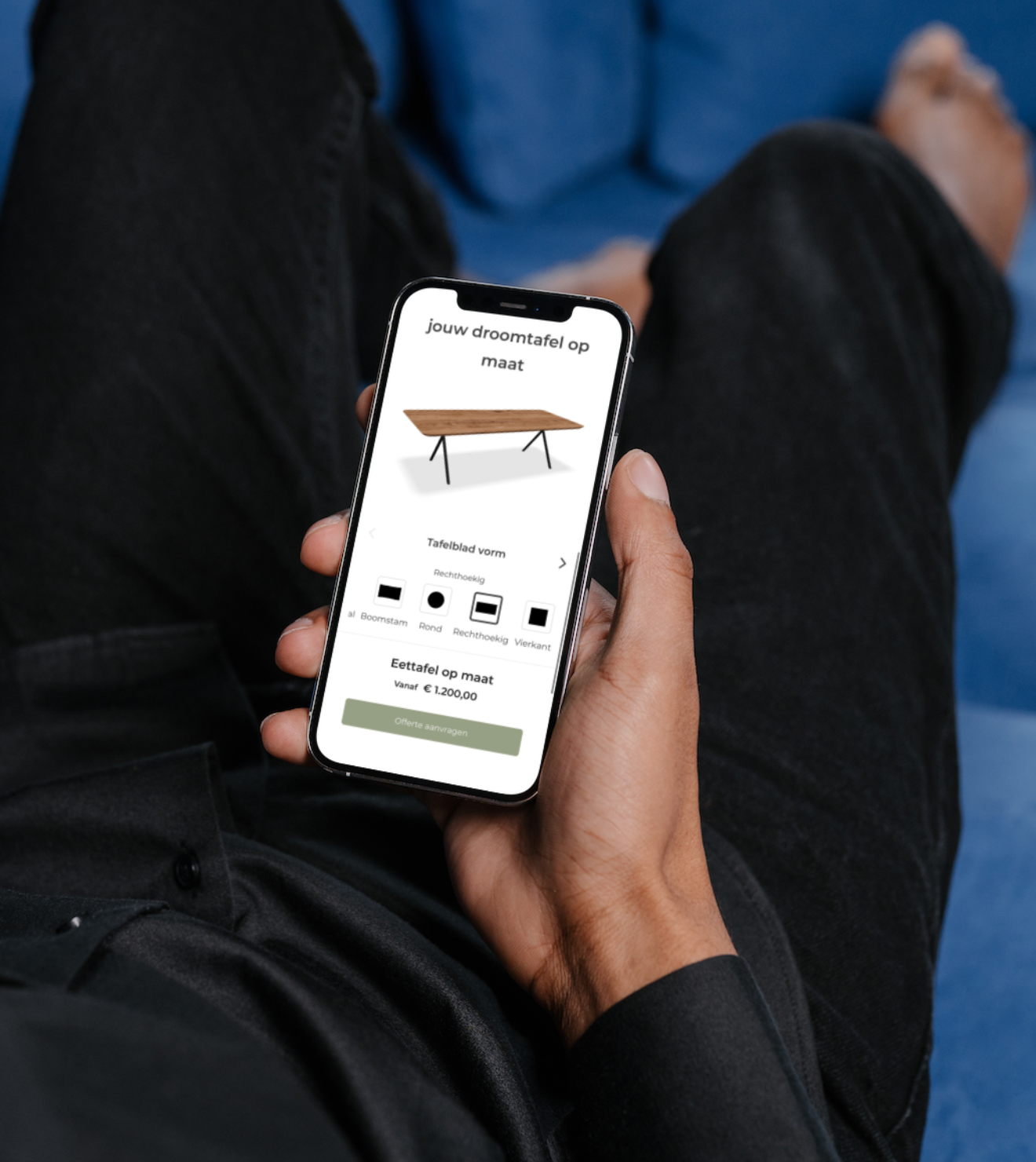 Configurator wordt gebruikt op een telefoon