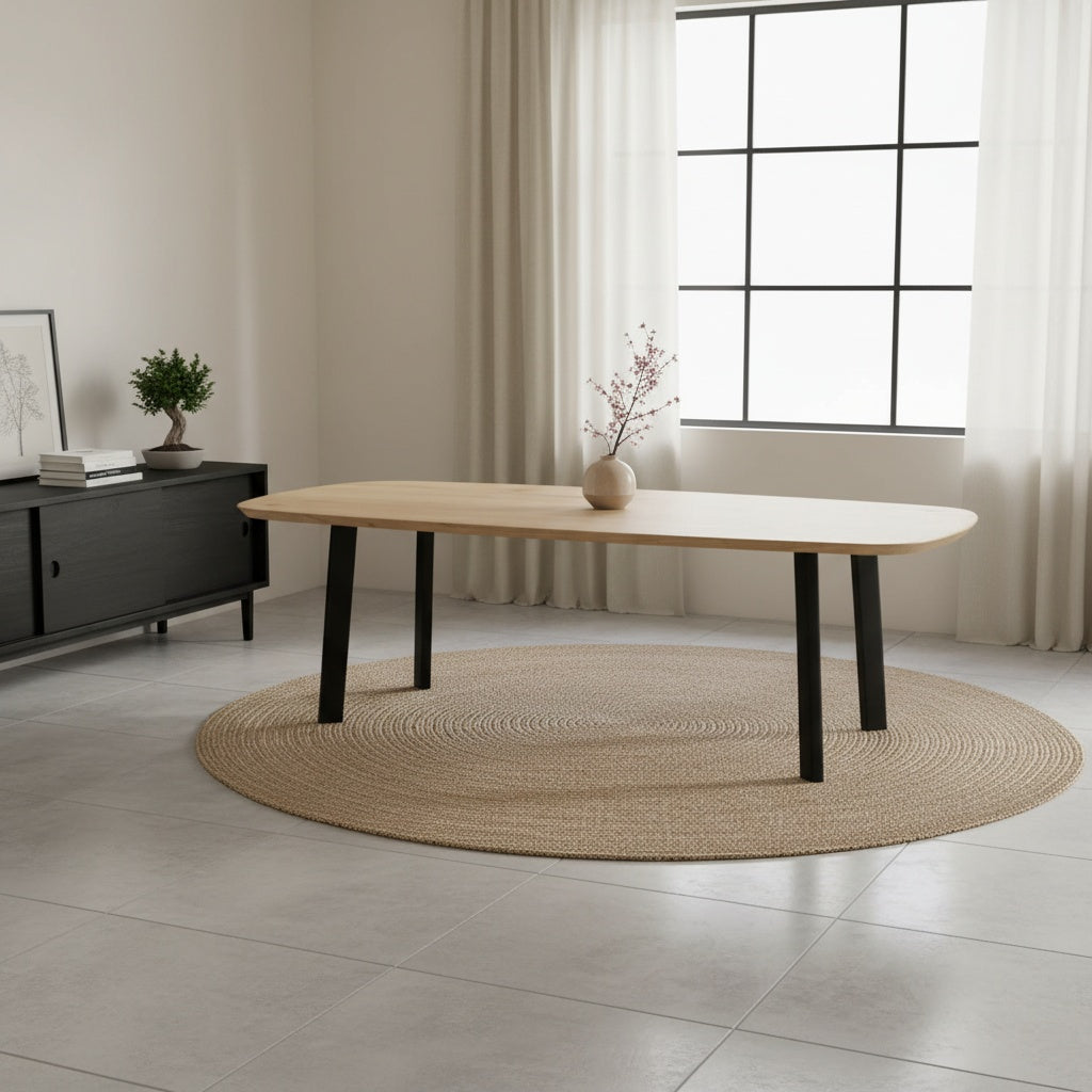 Deens ovale eettafel met schuine i-poten