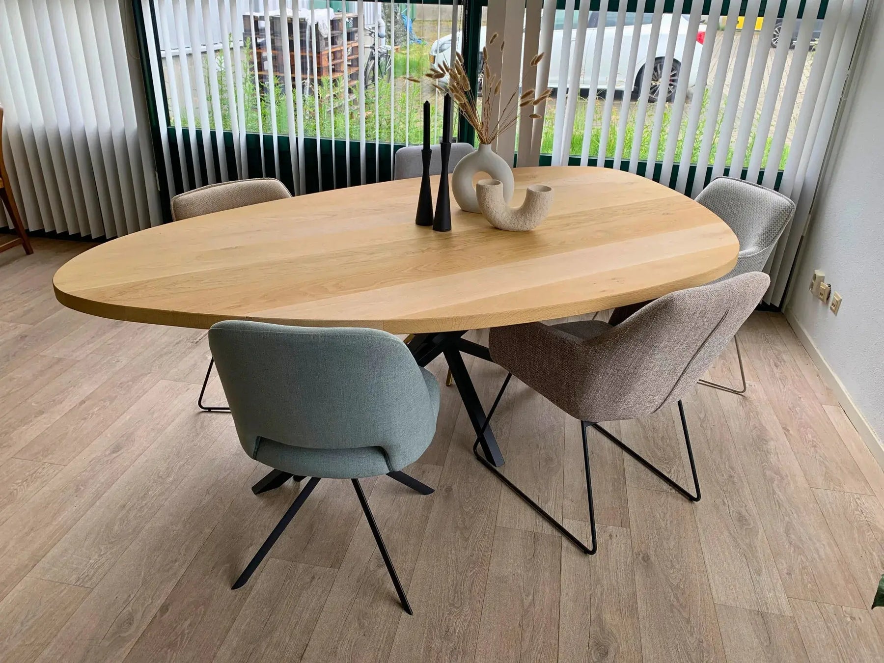 Organische eettafel op maat kopen? Nijhuis Meubels